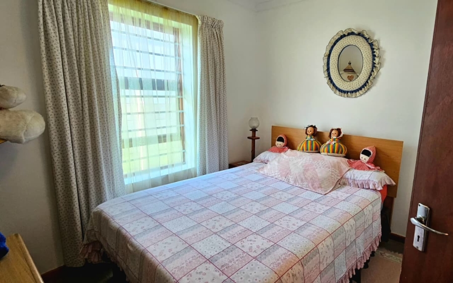 3 Bedroom Property for Sale in Franskraal Western Cape